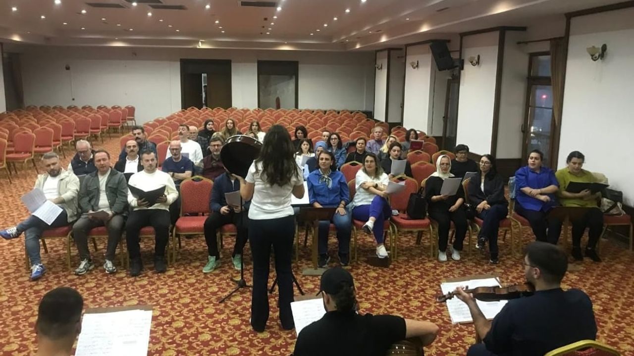 Akçaabat’ta Sanatın Sesi Yükseliyor