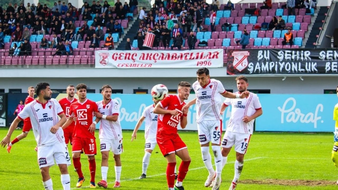 Sebat Gençlikspor Düzcespor'u 2 Golle Geçti! Fırtına Durdurulamıyor!