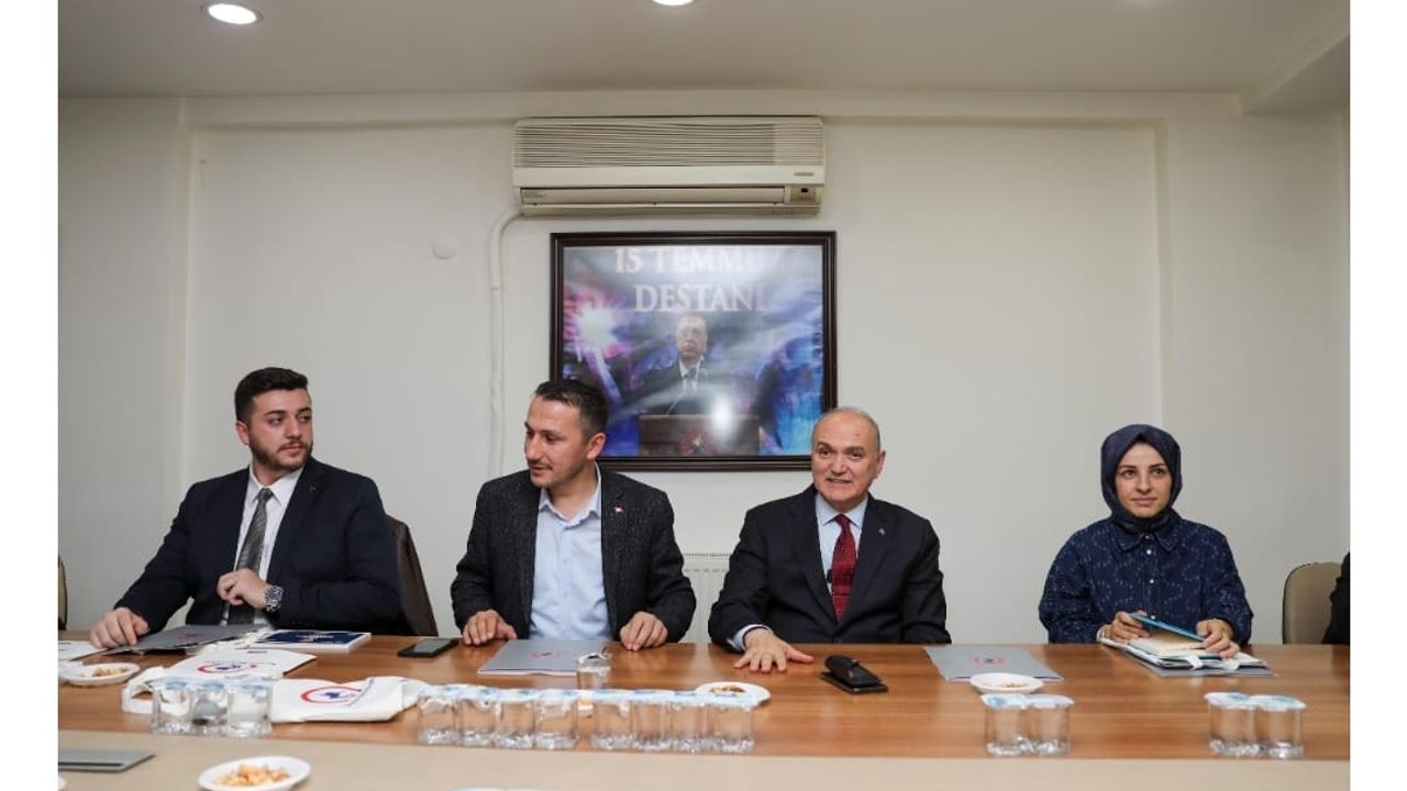 Başkan Özlü: “Hukuki Olmayan Hiçbir İşimiz Olmaz!”