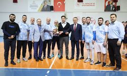 Trabzon’da Futsal Turnuvası: Kaymakamlık Ödülleri