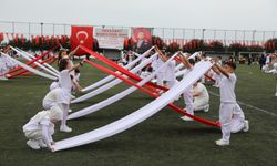 23 Nisan’da Akçaabatlı Çocuklar Şenliklerle Eğlendi