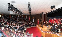 Trabzon'da 13 Yöreden 13 Türkü ile Unutulmaz Konser