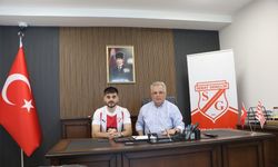 Abdulkadir Öksüz ve Yasin Dülger Sebat Gençlik'te