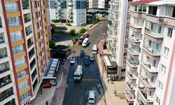 Nihatbey Caddesi Köpüklü Suyla Yıkandı