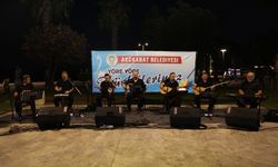 “Deniz Kenarında Türkü Keyfi!”Akçaabat’ta Unutulmaz Akşamlar