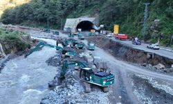 Rize'de Sel Sonrası Seferberlik! Yeşil Karınca Mesaide