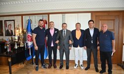 Efsane Futbolcular Emir Yuşa İçin Trabzon’da: Başkan Genç Duygulandırdı