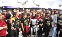Trabzon’da Bilim Festivaline Ziyaretçi Akını!