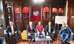 Trabzonspor Efsaneleri Emir Yuşa İçin Sahaya Dönüyor