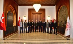 TÜRKAV Trabzon Yönetimi Vali Yıldırım’ı Ziyaret Etti
