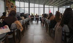 Başkan Özlü’den : “Kendiniz olun, inandığınızı yapın”