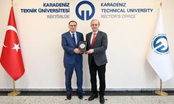 Şeref Malkoç’tan KTÜ Rektörü Çuvalcı’ya Anlamlı Ziyaret