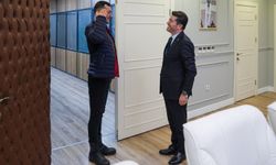 Anıtkabir’de Gönülleri Fethetti, Trabzon’da Başkan Kaya’yı Ziyaret Etti