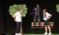 Giresun’da “Mikropla Savaş” Çocuk Oyunu Galası Yapıldı