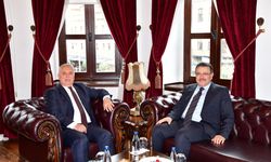 Vali Aziz Yıldırım’dan Trabzon Büyükşehir’e Veda Ziyareti