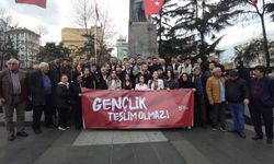 Cem Aydın'a Hapis Cezası Sonrası CHP Trabzon'da Meydanda! “Gençliği Susturamazsınız”