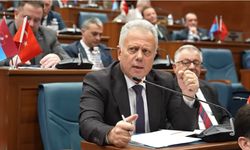 Trabzon'da Dolmuş Kaosu: Cüneyt Zorlu'dan Ateş Püskürdü!