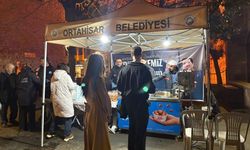 Kadir Gecesi'nde Trabzon'da Vatandaşlara Anlamlı Jest