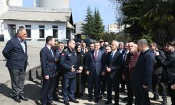 Bakan Uraloğlu ve Başkan Genç Yangın Mağduru Fabrikada