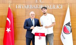 Milli Yıldız Arda, Vali Zorluoğlu’nun Yanında