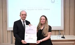 KTÜ’de Liyakat Hamlesi! Başarılı Personel Ödüllendirildi