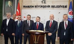 Bakan Gürlek’ten Trabzon Büyükşehir Belediyesi’ne Ziyaret