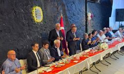 Hayrat Kaymakamı Selçuk Baş onuruna görkemli veda yemeği