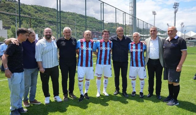 Efsane Futbolcular Trabzonspor İçin Tekrar Sahadaydı