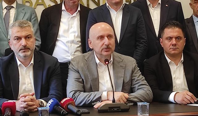 Edepsizlik Etti! Adil Karaismailoğlu'ndan Özgür Özel’e Sert Yanıt