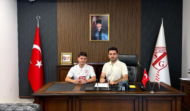 Furkan Şan, Sebat Gençlik ile Sözleşmesini Yeniledi