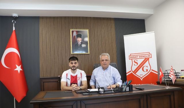 Abdulkadir Öksüz ve Yasin Dülger Sebat Gençlik'te