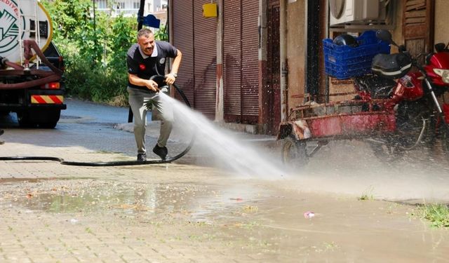 Giresun’da Cadde ve Sokaklar Yaz Boyu Yıkanıyor