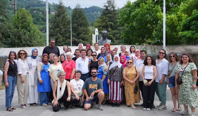 Akoluk Köy Pazarı’nda Yöresel Lezzetler Şöleni
