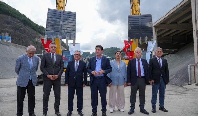 Yeni iş makineleriyle Ortahisar’dan güçlü hizmet sözü