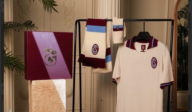 Trabzonspor’un 61 numaralı efsane beyaz forması satışa çıktı