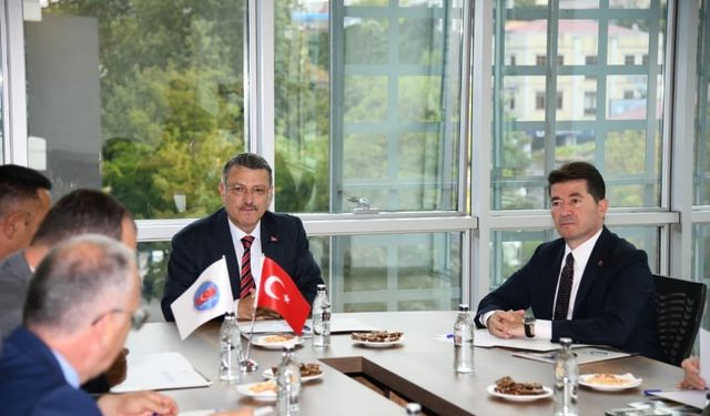 Başkan Genç’ten Belediyeler Arasında Güçlü İş Birliği Mesajı