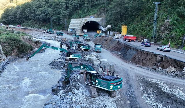 Rize'de Sel Sonrası Seferberlik! Yeşil Karınca Mesaide