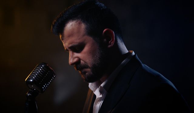 Sedat Keskin'den Yeni Single! Sevenleriyle Buluştu