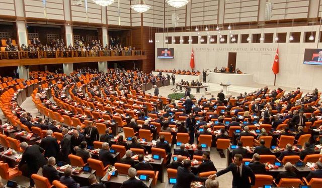TBMM’deki Skandal Sloganlara Trabzon Barosu’ndan Sert Tepki