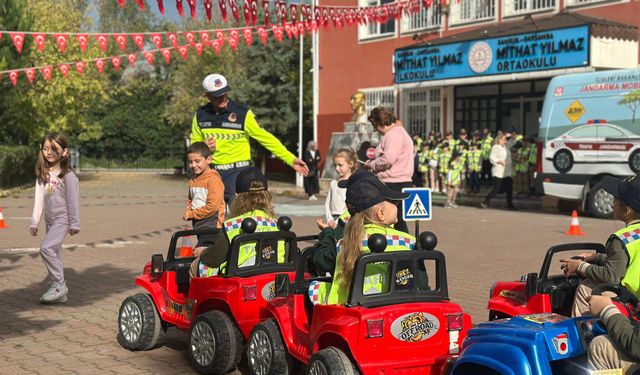 Çocuklara Trafik Eğitimi: Ordu ve Samsun’da Jandarma Etkinliği