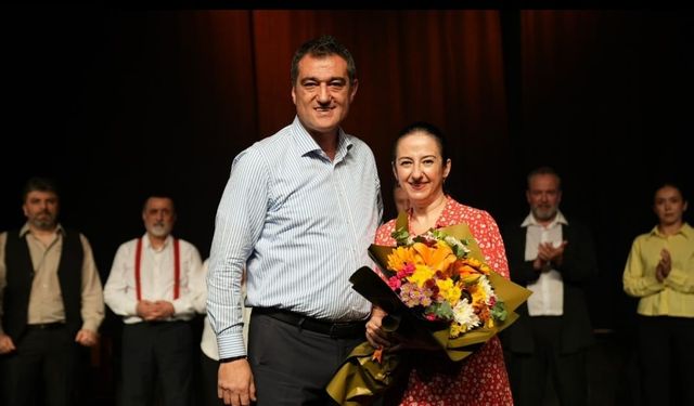 Giresun’da unutulmaz gece: Süleyman Özyazıcı anısına tiyatro etkinliği