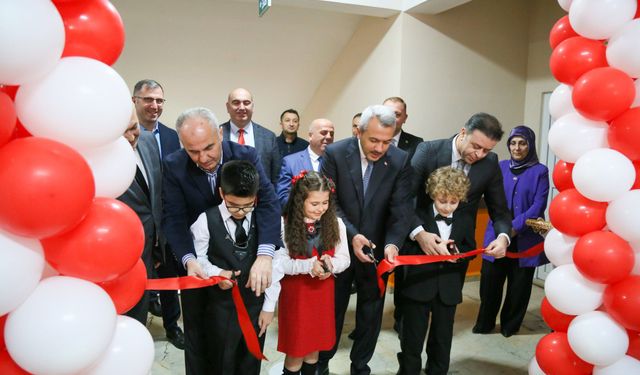 Rize’de Öğrenciler İngilizceyi Eğlenceli Yolla Öğrenecek