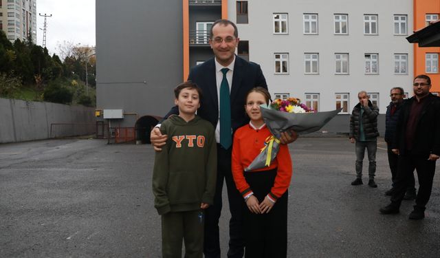 Başkan Ekim’den özel eğitim sınıfına duygu dolu ziyaret