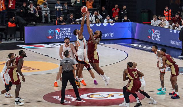 Trabzonspor Deplasmanda Galatasaray'ı Devirdi: 101-89!