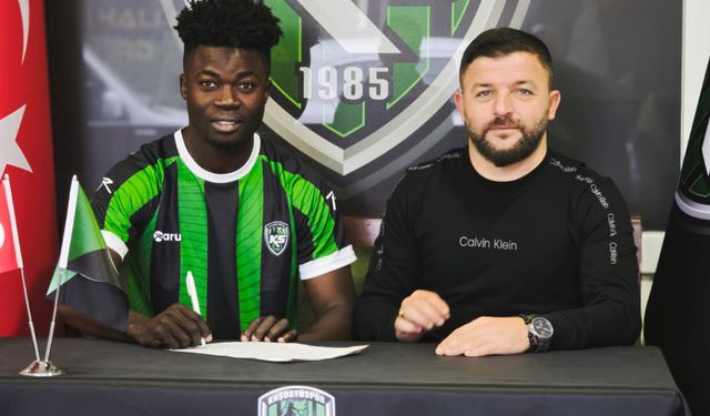 Kamerunlu Yıldız Kaiser Moukoko Kaşüstüspor’da!