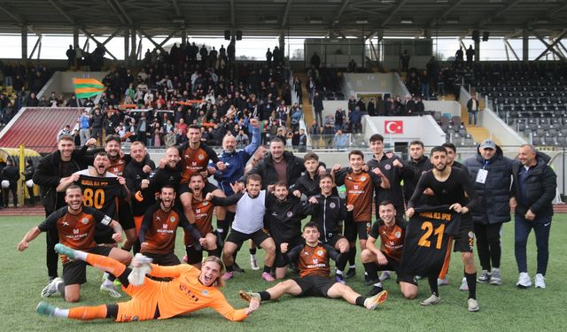 Murgul Belediyespor 3 Puanı 3 Golle Aldı