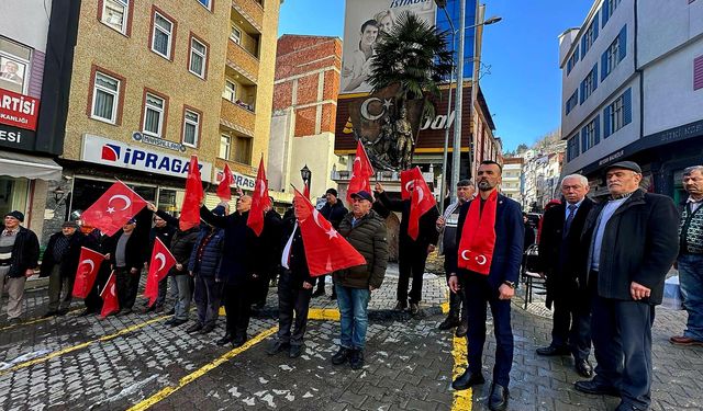 Şalpazarı Çepni Türkleri’nden Bayrak Provokasyonuna Sert Tepki