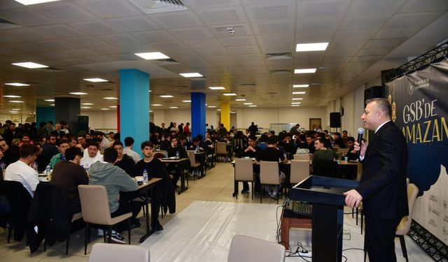 Vali Şahin, GSB Yurdunda Öğrencilerle İftarda Buluştu