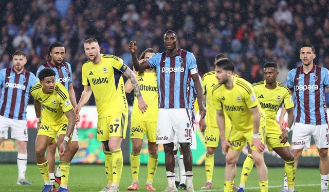 Trabzonspor 2-3 Fenerbahçe! Fırtına'nın Derbilerde Yüzü Yine Gülmedi