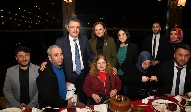 Trabzon Büyükşehir’den Engelli Ailelere Anlamlı Gece